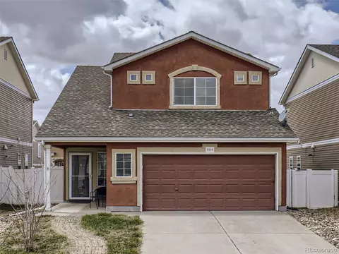 5539 Killarney Ct, Denver, CO 80249 photo 2