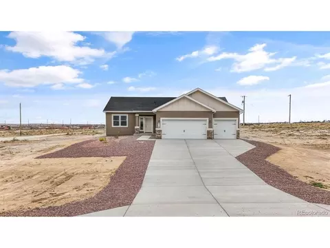 916 E Platteville Blvd, Pueblo, CO 81007