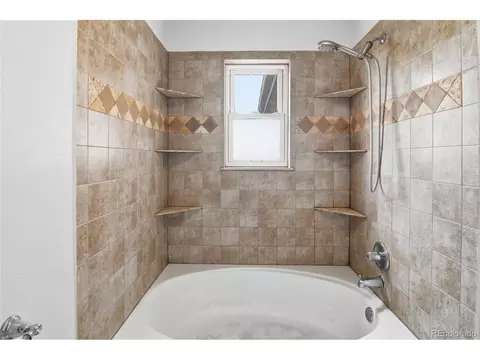 Bath - 15969 E 18th Pl, Aurora, CO 80011 photo 2 of 4