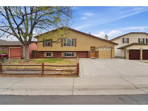 Exterior - 15969 E 18th Pl, Aurora, CO 80011 photo 2 of 8