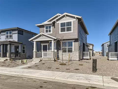 725 Aspen Ave, Bennett, CO 80102 photo 3