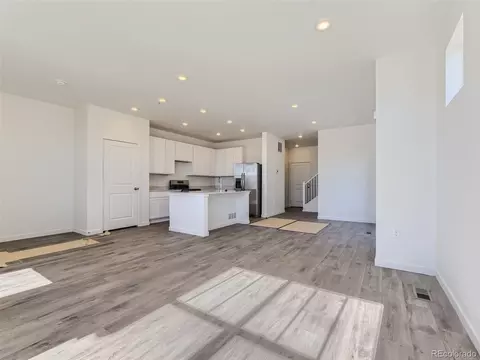725 Aspen Ave, Bennett, CO 80102 photo 7
