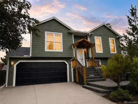 768 Barberry Cir, Lafayette, CO 80026