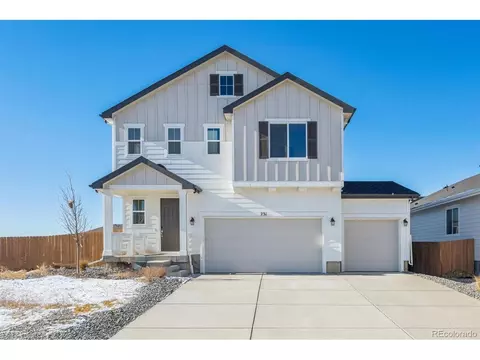 231 Sage Grouse Way, Bennett, CO 80102