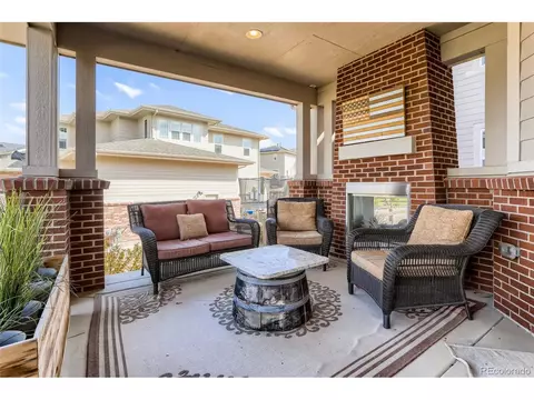 27390 E Lakeview Dr, Aurora, CO 80016 photo 4