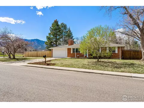 105 Mohawk Dr, Boulder, CO 80303 photo 1