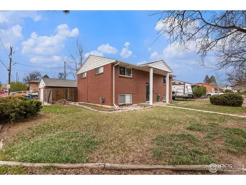 316 S Xapary St, Aurora, CO 80012