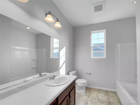 2128 S Ceylon Ct, Aurora, CO 80013 photo 7