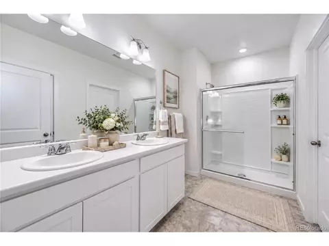 Bath - 45871 Orchid Ave, Bennett, CO 80102 photo 1 of 2