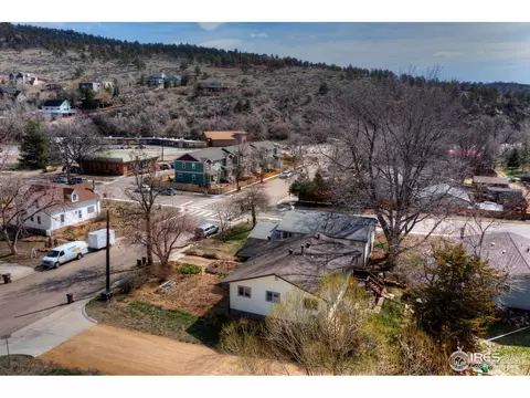 219 Park St, Lyons, CO 80540 photo 10