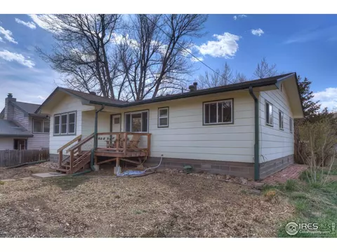 219 Park St, Lyons, CO 80540 photo 4