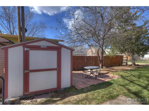 219 Park St, Lyons, CO 80540 photo 8