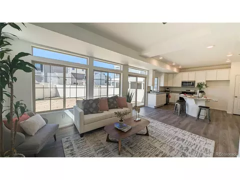 16272 E 111th Dr, Commerce City, CO 80022 photo 6