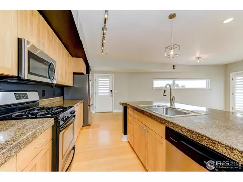 2020 Ionosphere St #15, Longmont, CO 80504