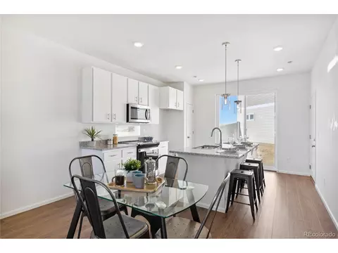 21843 E 38th Pl, Aurora, CO 80019 photo 7