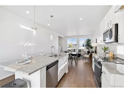 21843 E 38th Pl, Aurora, CO 80019 photo 8