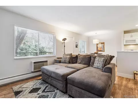 5770 E Warren Ave #211, Denver, CO 80222