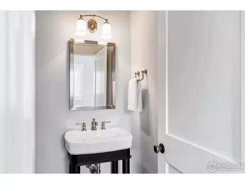 2046 Walnut St, Boulder, CO 80302 photo 25