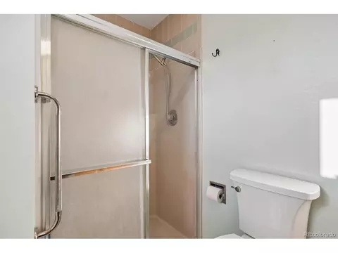 Bath - 9830 E Cheyenne Cir, Salida, CO 81201 photo 2 of 4