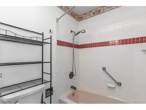 Bath - 9830 E Cheyenne Cir, Salida, CO 81201 photo 4 of 4