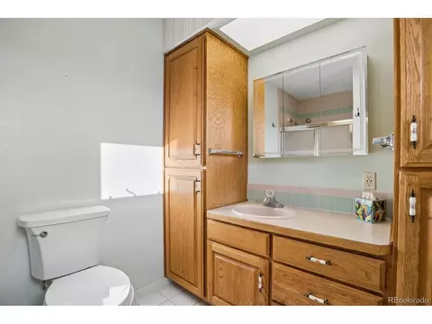 Bath - 9830 E Cheyenne Cir, Salida, CO 81201 photo 1 of 4