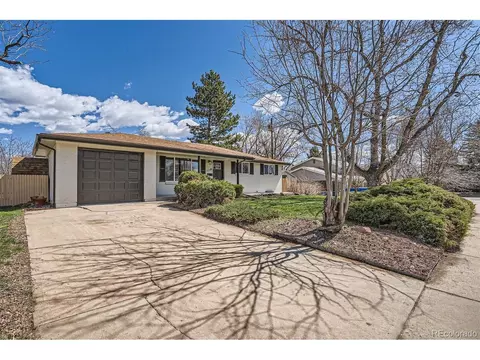 1230 S Cody Ct, Lakewood, CO 80232
