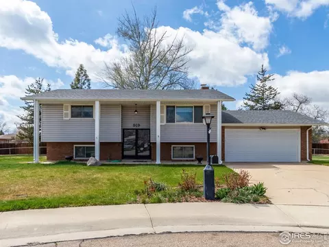 919 Yeager Pl, Longmont, CO 80501