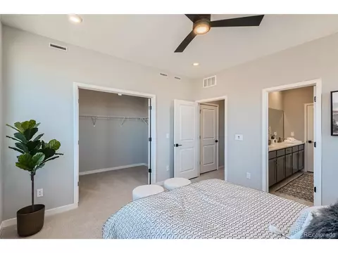 27632 E 1st Ave, Aurora, CO 80018 photo 17
