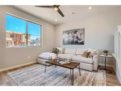 27632 E 1st Ave, Aurora, CO 80018 photo 4