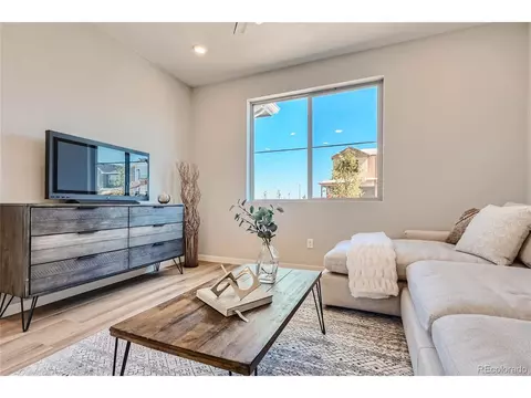 27632 E 1st Ave, Aurora, CO 80018 photo 6