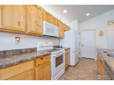 309 Shadowbrook Dr, Windsor, CO 80550 photo 11