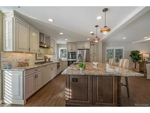 6911 Lee St, Arvada, CO 80004 photo 9