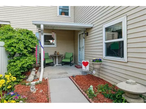 2446 S Vaughn Way #E, Aurora, CO 80014