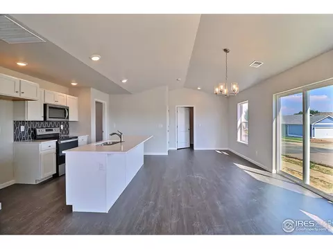 4234 Primrose Ln, Evans, CO 80620 photo 5
