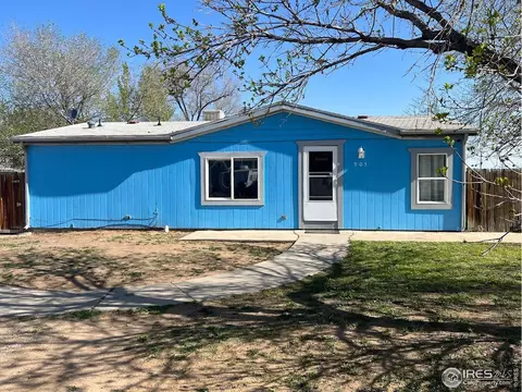 905 Stage Dr, Fort Lupton, CO 80621