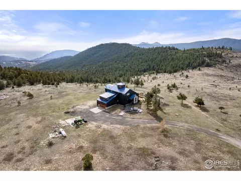 2945 Sugarloaf Rd, Boulder, CO 80302 photo 2