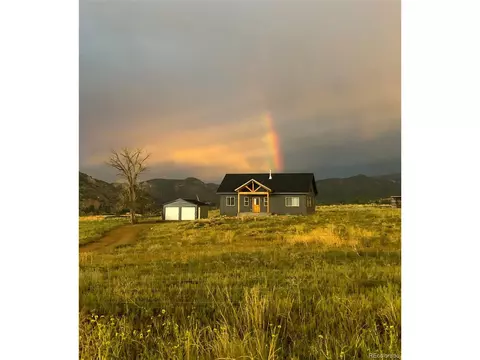 110 Triple J Ct, Coaldale, CO 81222