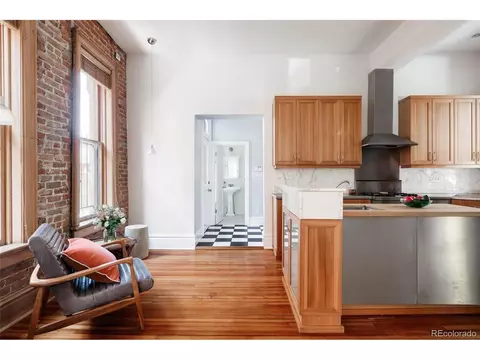 2537 Curtis St, Denver, CO 80205 photo 10