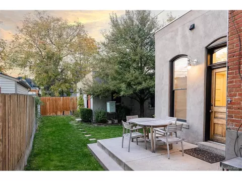 2537 Curtis St, Denver, CO 80205 photo 31