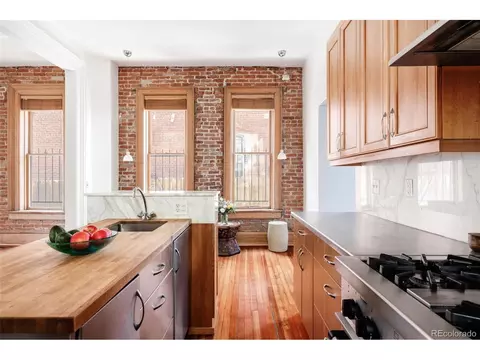 2537 Curtis St, Denver, CO 80205 photo 12