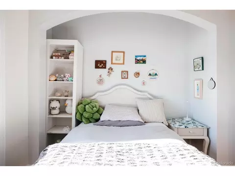 2537 Curtis St, Denver, CO 80205 photo 27