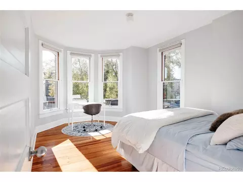 2537 Curtis St, Denver, CO 80205 photo 24