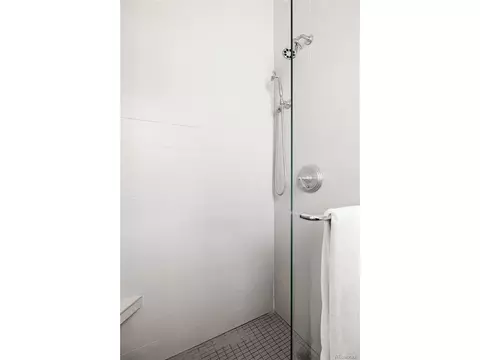 2537 Curtis St, Denver, CO 80205 photo 21