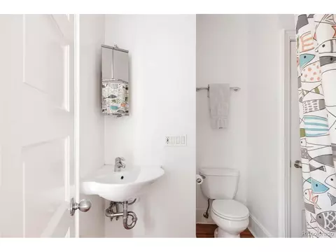 2537 Curtis St, Denver, CO 80205 photo 29
