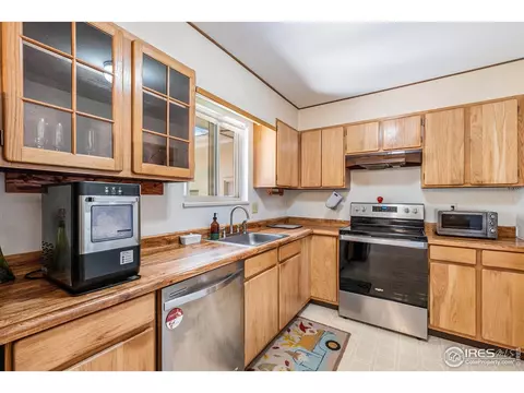 716 36th Ave Ct, Greeley, CO 80634 photo 4