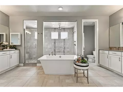Bath - 8149 S Kellerman Cir, Aurora, CO 80016 photo 2 of 7