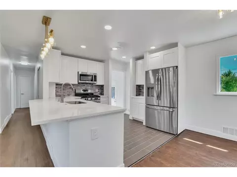 12464 E 13th Pl, Aurora, CO 80011 photo 9