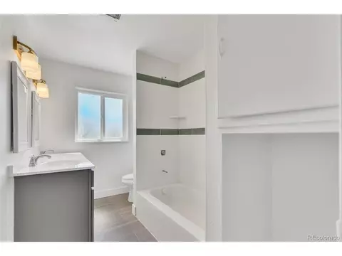 12464 E 13th Pl, Aurora, CO 80011 photo 17