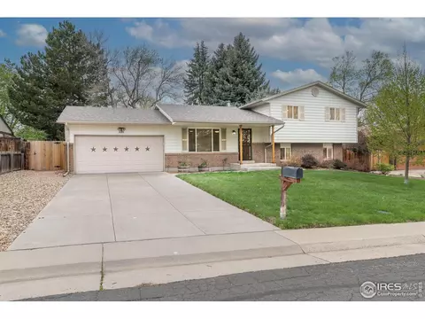 1081 Xenophon St, Golden, CO 80401