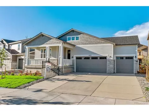 24521 E 37th Ave, Aurora, CO 80019